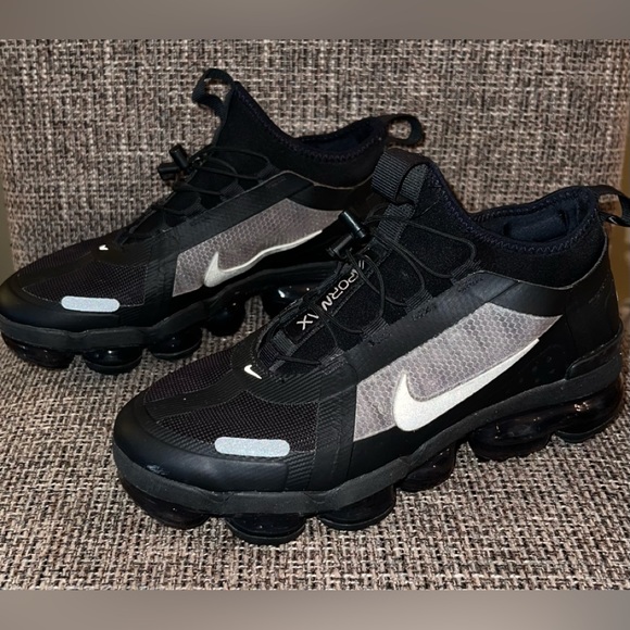NIKE AIR VAPORMAX 21019 UTILITY - Picture 1 of 7